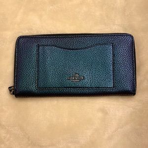 Coach hologram wallet
